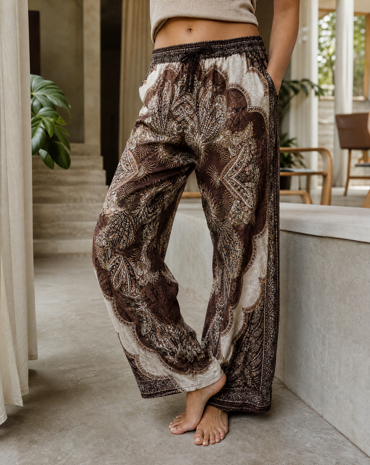 Hose Romy Braun Nahaufnahme