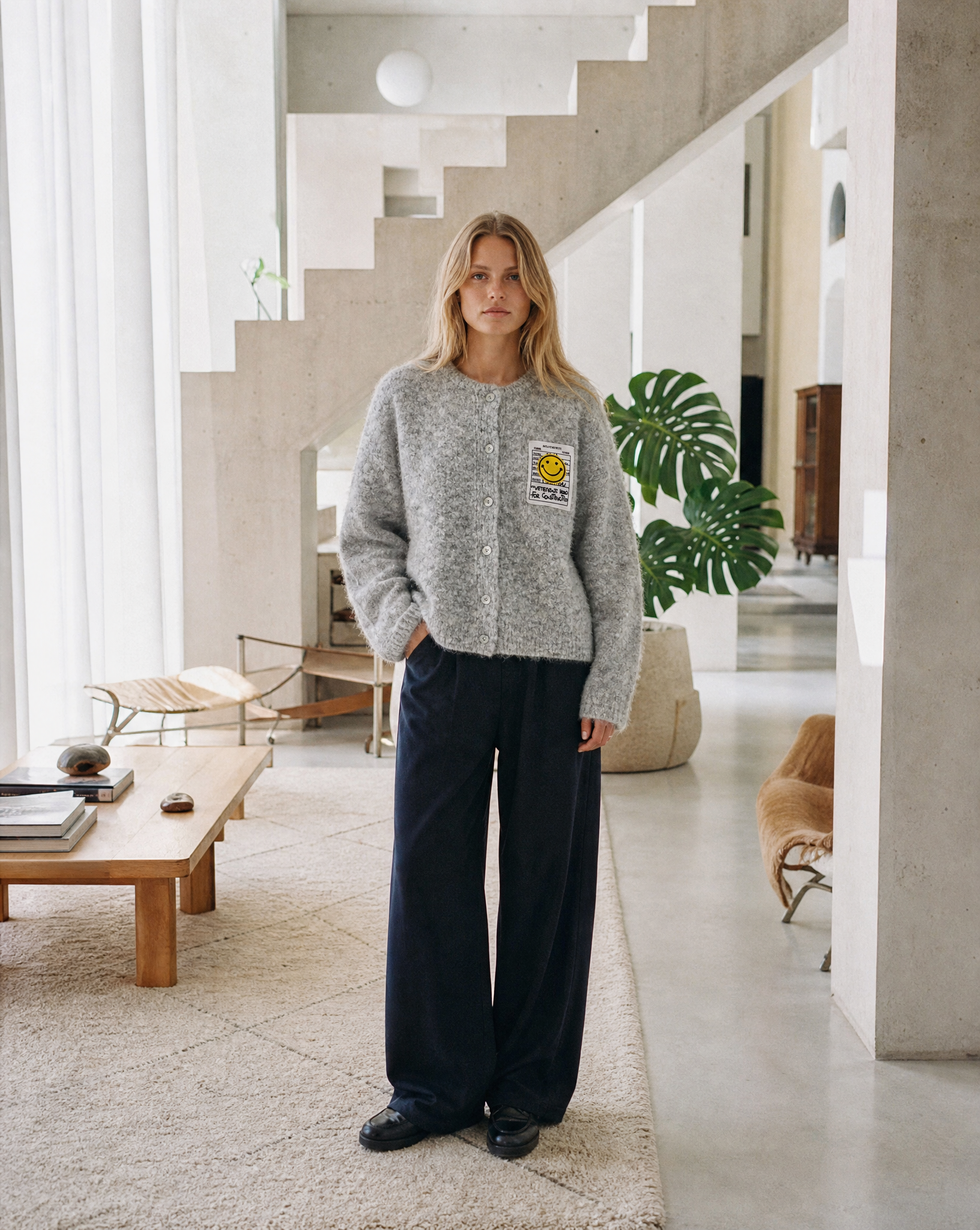 Strickcardigan Teresa Grau Tragebild vorne