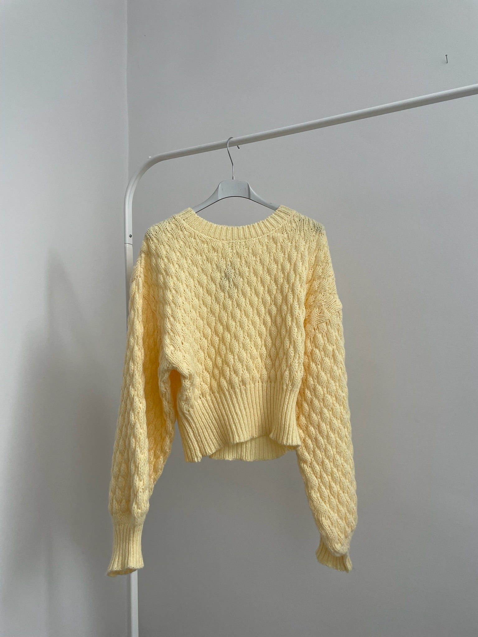 Pullover Thalia – strukturierter Strickpullover mit Ballonärmeln