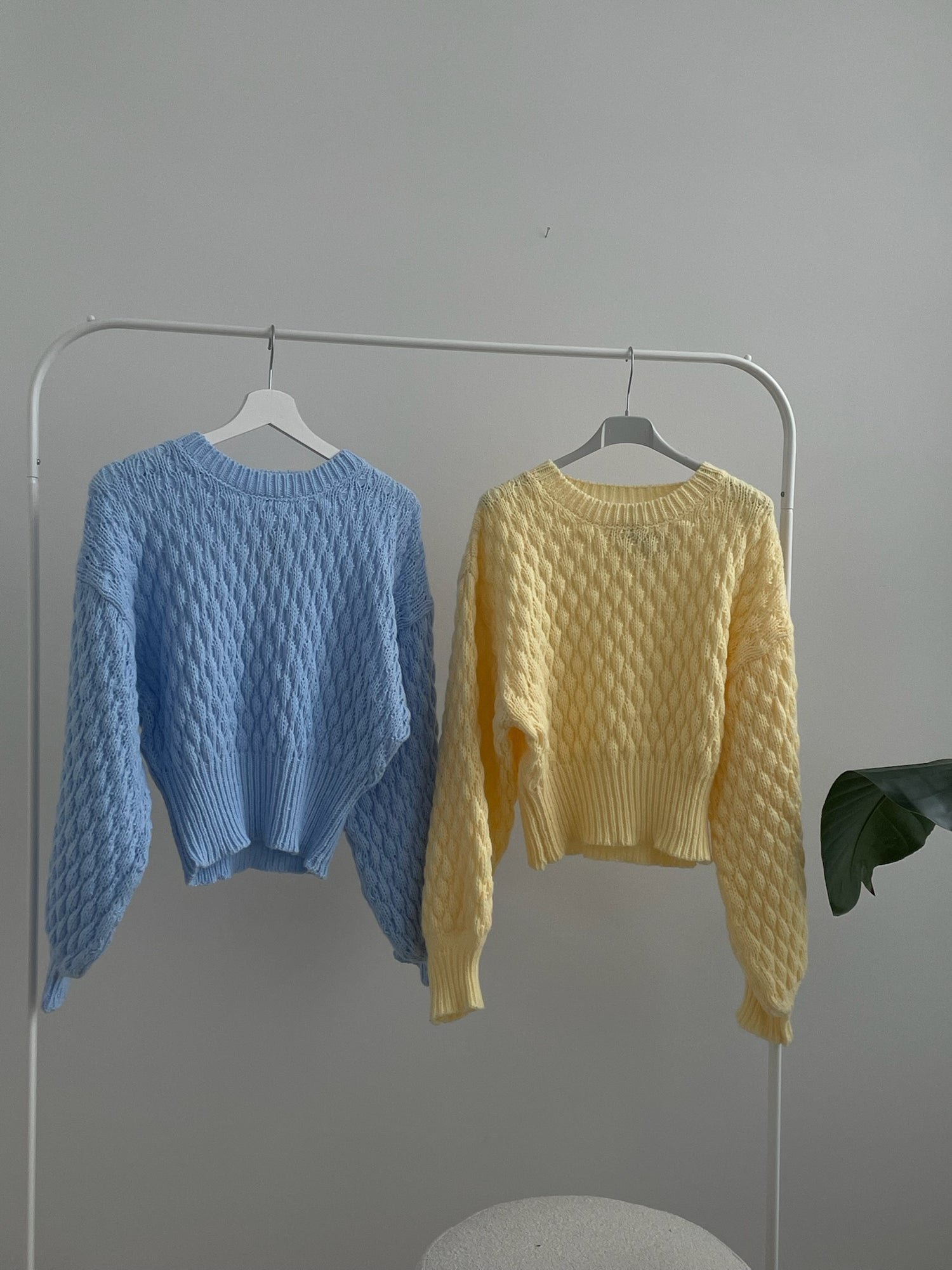 Pullover Thalia – strukturierter Strickpullover mit Ballonärmeln