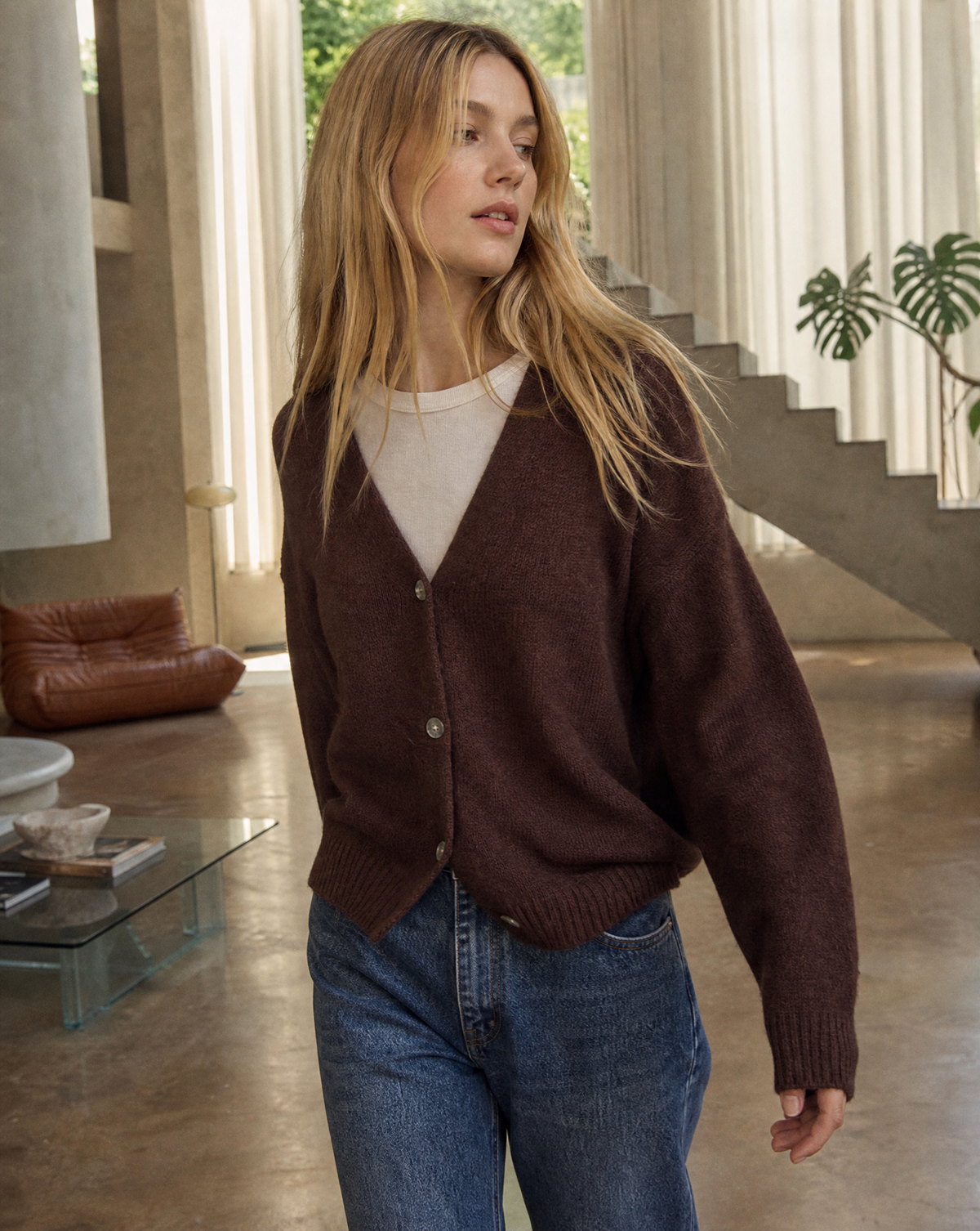 Strickjacke Perla Braun Tragebild 2